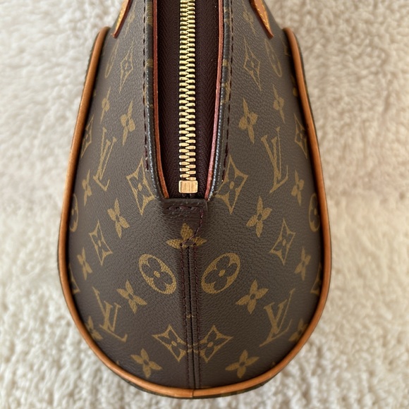 Louis Vuitton Ellipse PM Monogram - Picture 7 of 15